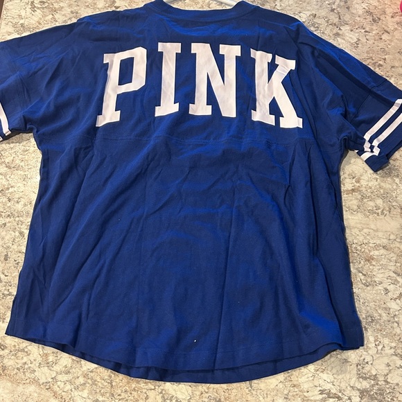 VS PINK Blue Pocket Tee shirt White Logo  NWT Small - Picture 9 of 9